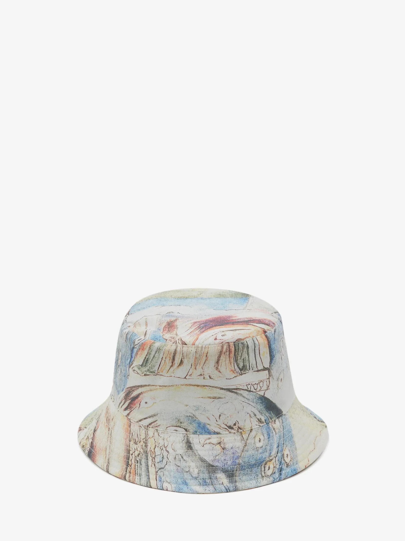#PopbelaOOTD: Tunjukkan Gaya a La Parisian Look dengan Topi Ini