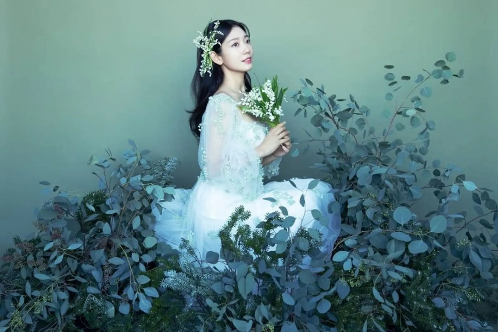 Intip Potret Pernikahan Park Shin Hye & Choi Tae Joon