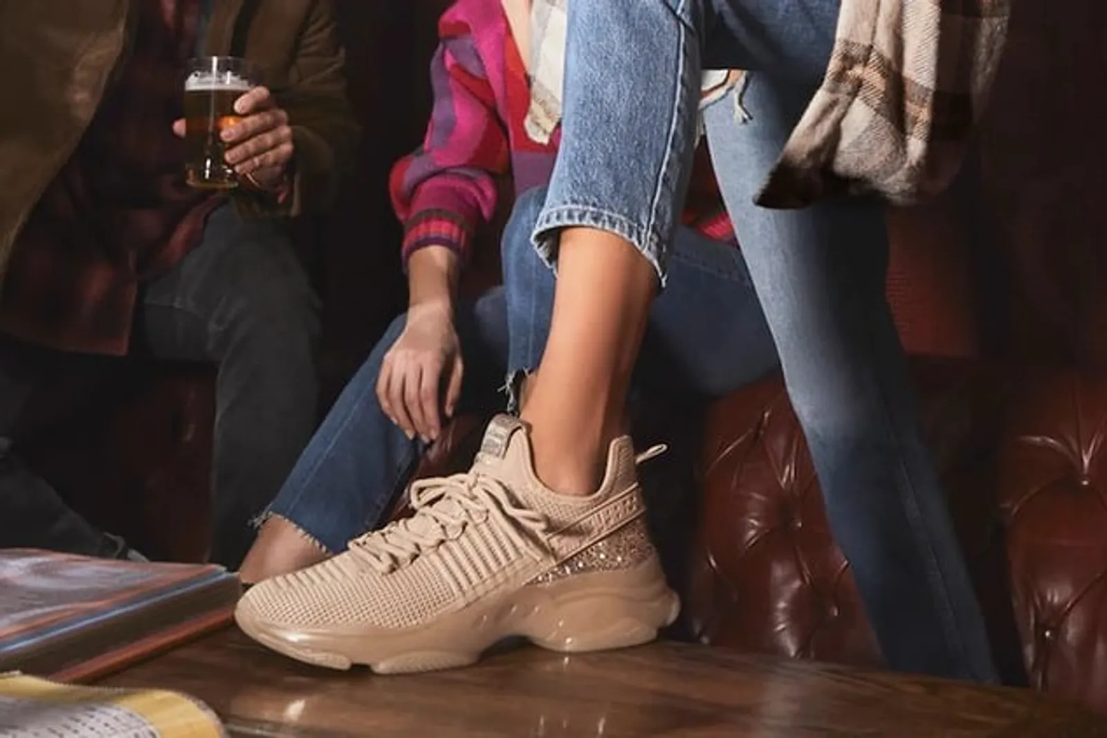 #PopbelaOOTD: Kumpulan Sneakers Manis untuk Cewek Girly
