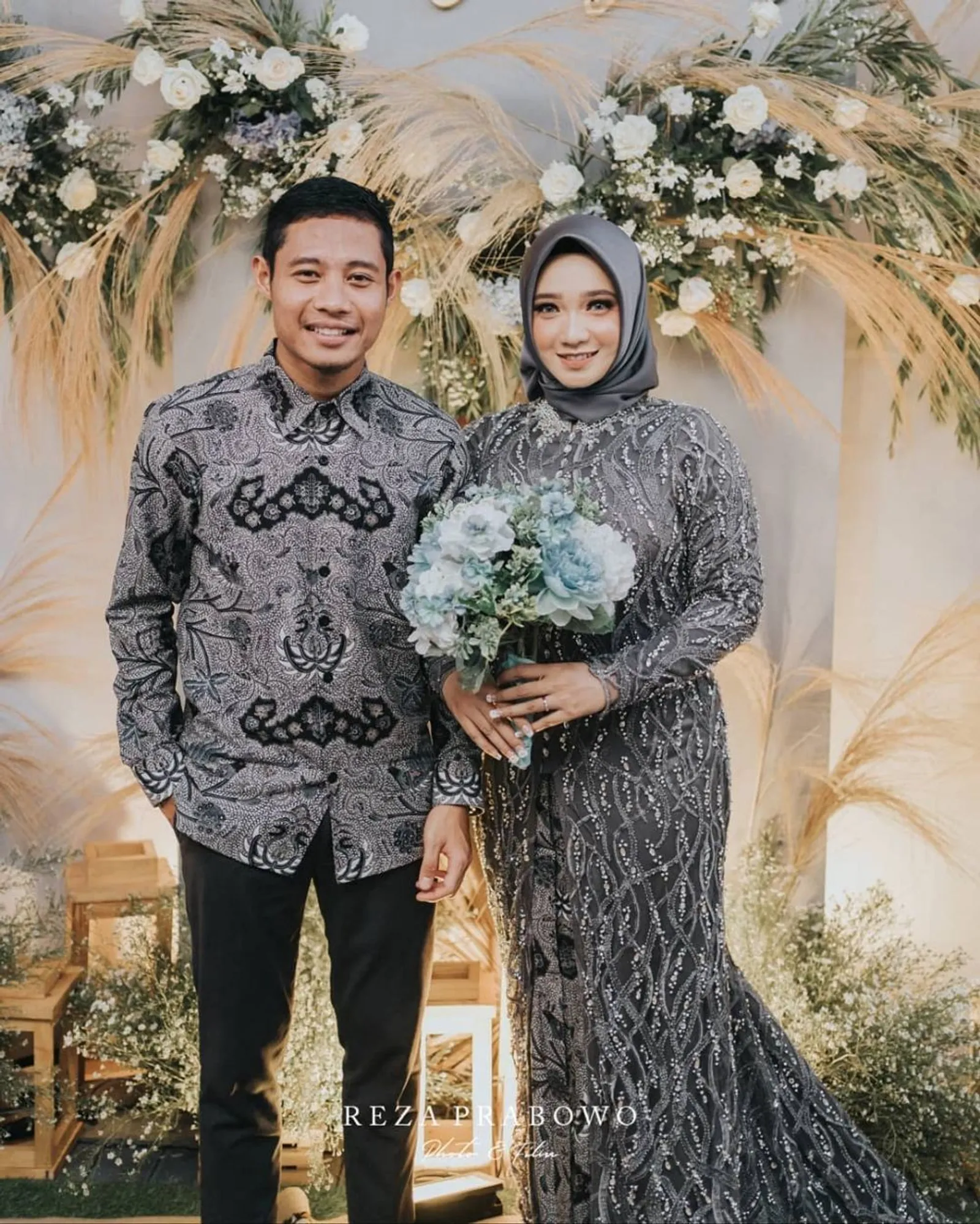 Romantis Abis! Intip 10 Momen Pertunangan Atlet Indonesia