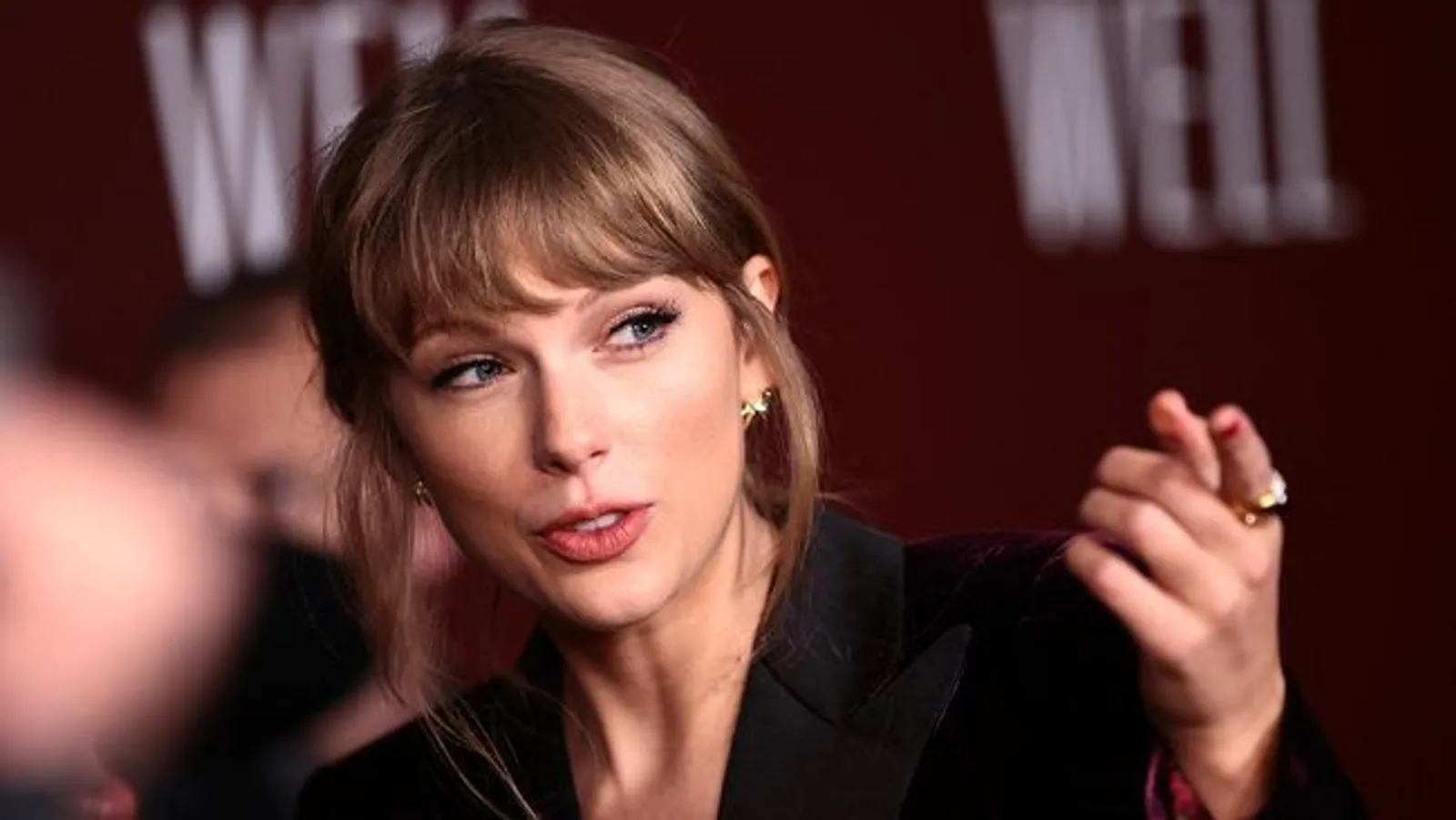 Dituding Damon Albarn Tak Tulis Lagu Sendiri, Taylor Swift: "F—ed Up"
