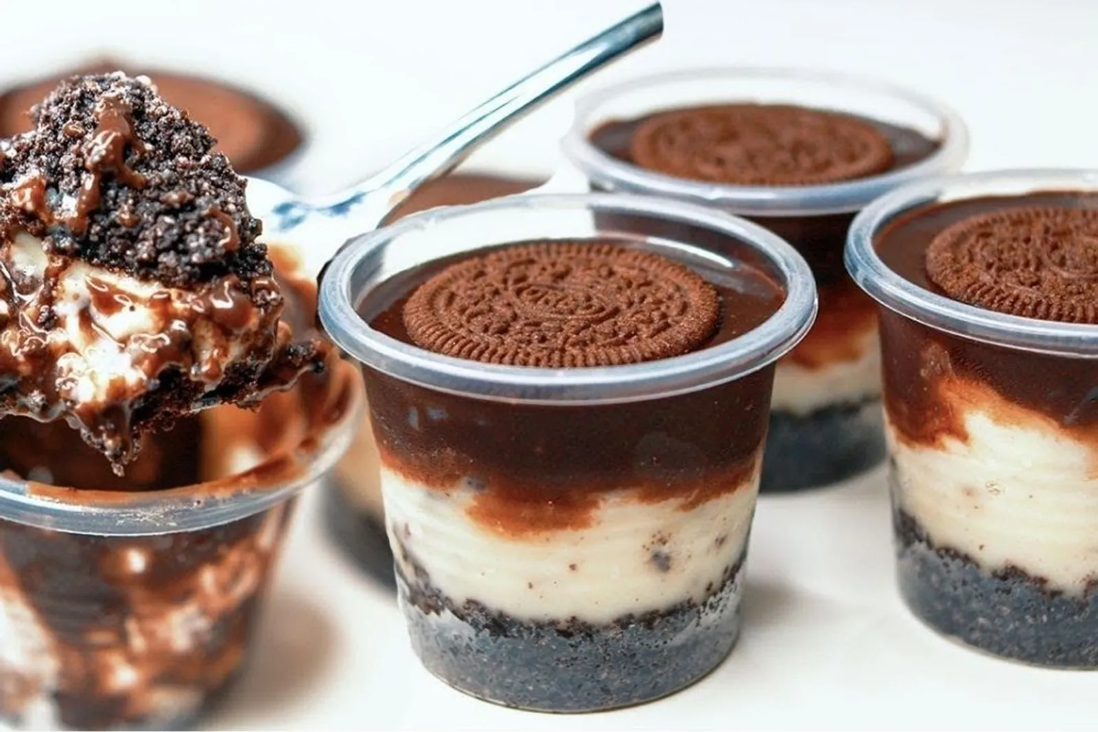 Super Simpel! Resep Oreo Dessert Cup untuk Camilan di Rumah