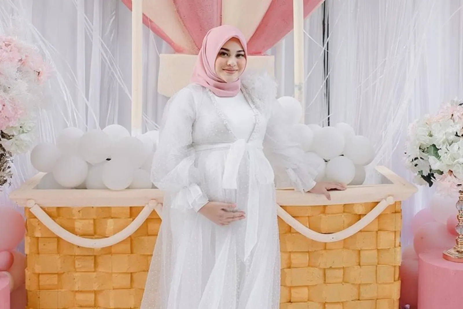 Bakal Jadi Ibu, 9 Seleb Indonesia Ini Siap Melahirkan di 2022