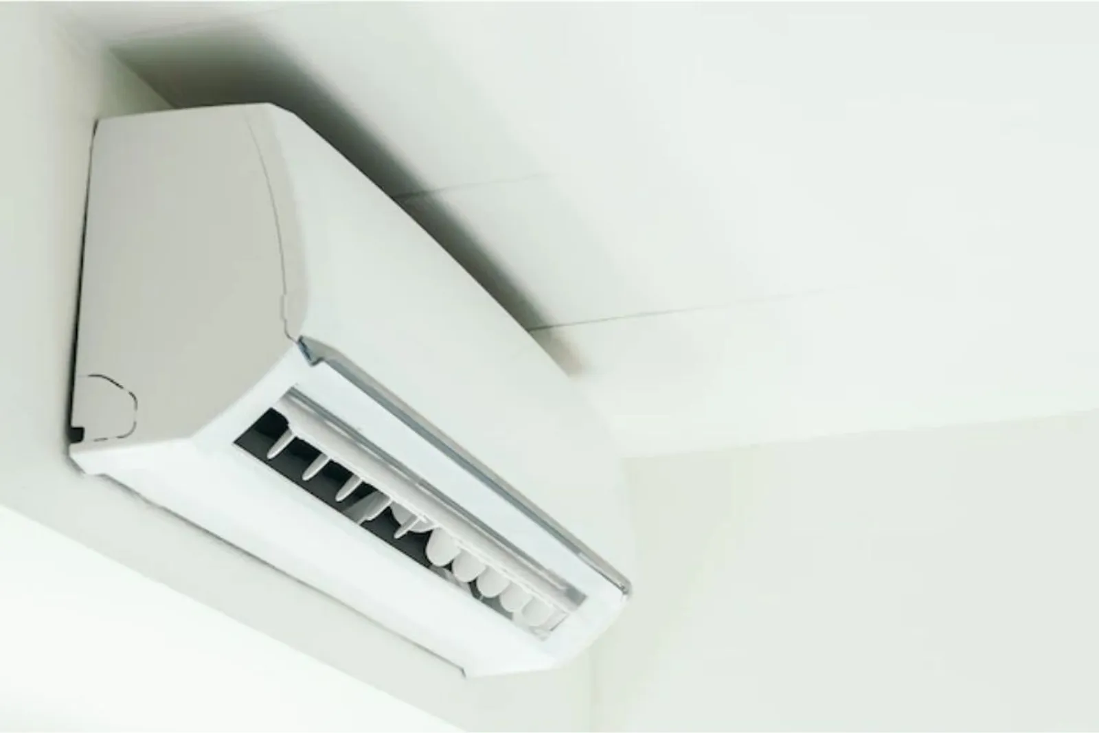 7 Cara Efektif Mengurangi Polusi Udara di Dalam Rumah