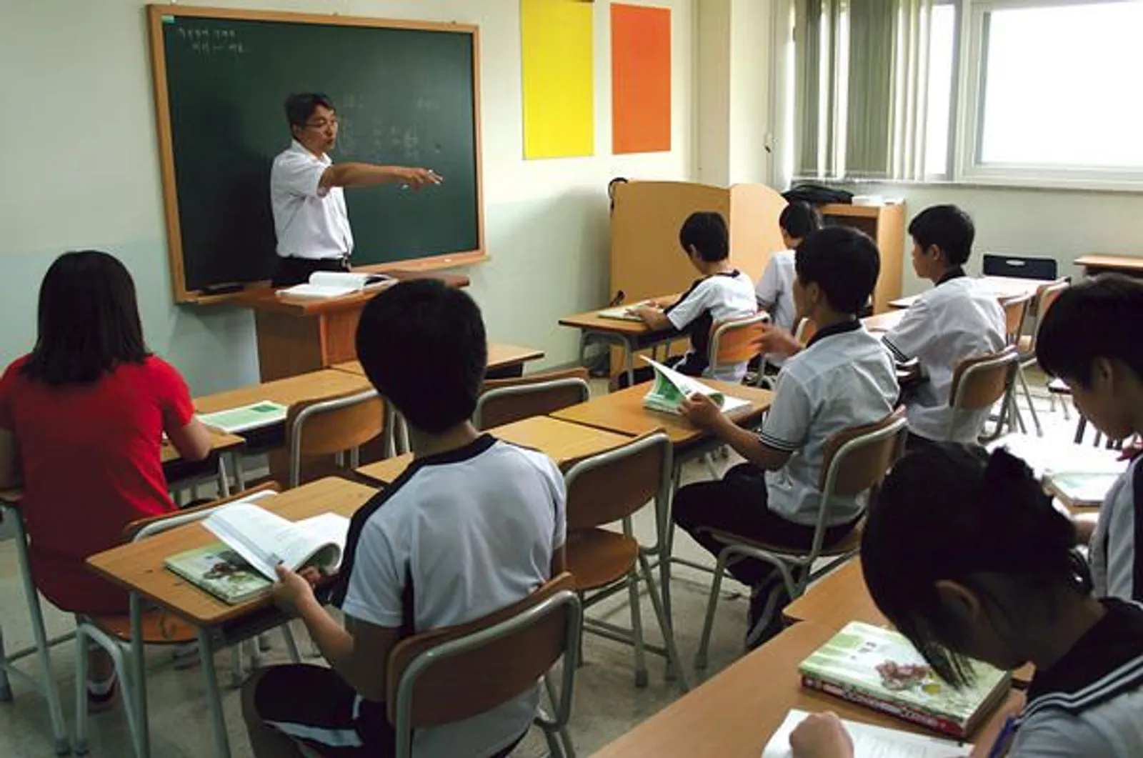 Padat Doktrin, Ini 10 Fakta Tentang Sistem Pendidikan di Korea Utara