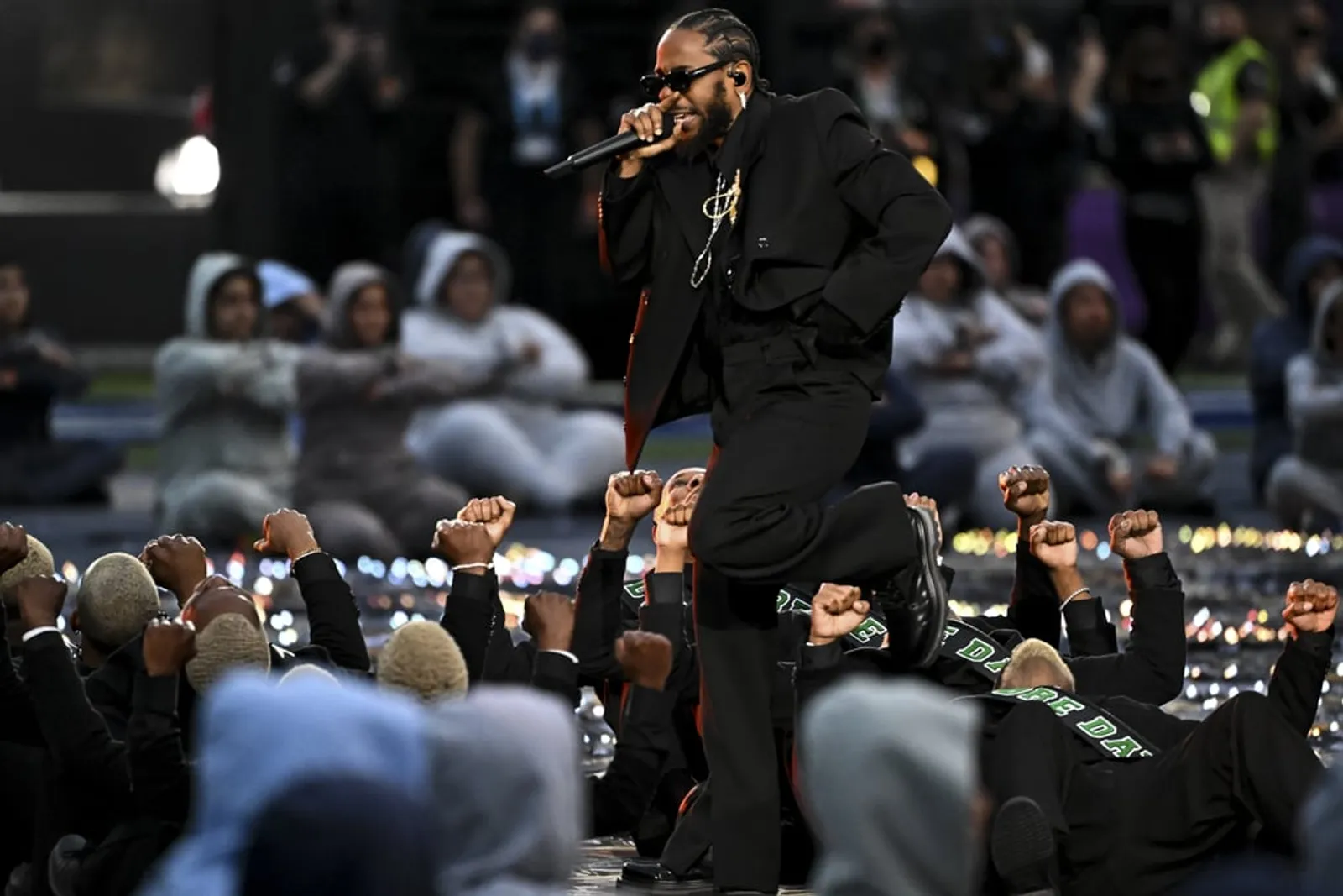 Tampil di Super Bowl, Kendrick Lamar 'Tiru' Gaya Ikonik Janet Jackson