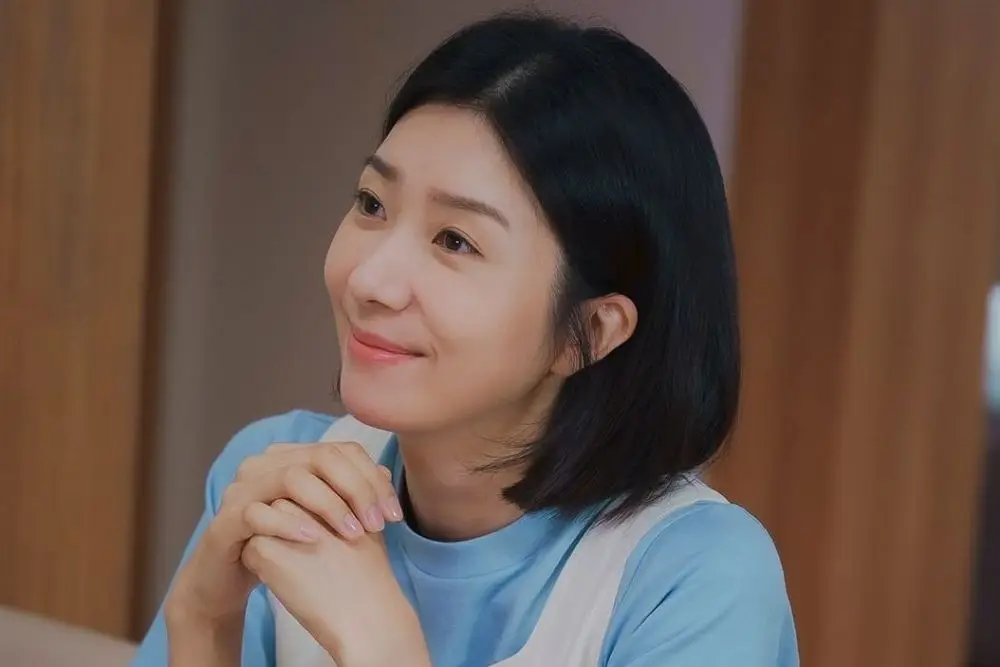 Pesona Manis Kim Ji Hyun, Manajer Kosmetik di Drama 'Thirty Nine'