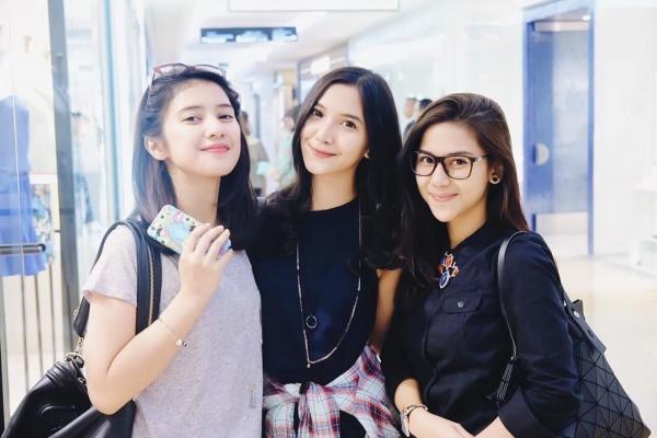 10 Potret Persahabatan Sheila Dara, Adinda Thomas, dan Fita Anggriani