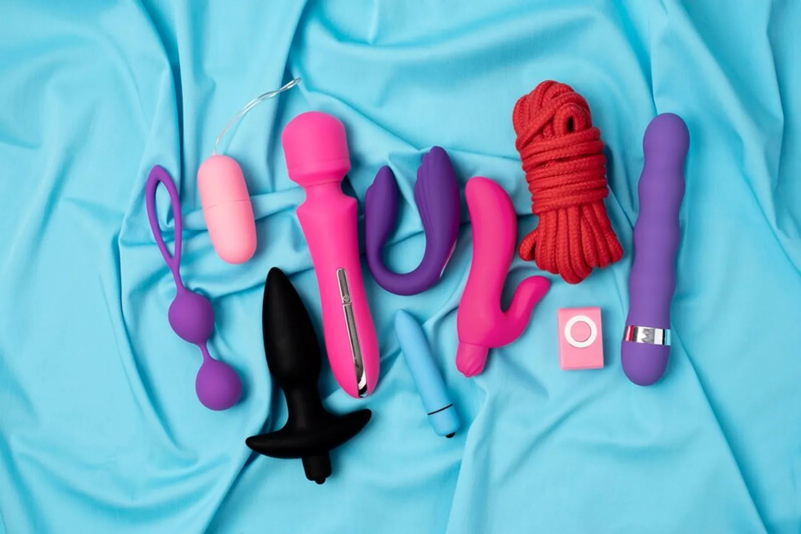 5 Tips Memilih Sex Toys yang Aman untuk Organ Intim