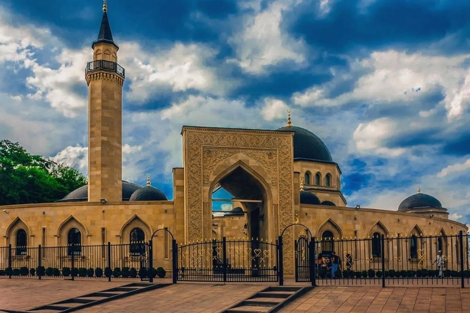 Besar dan Megah! Ini 9 Potret Masjid Ar-Rahma di Kyiv, Ukraina