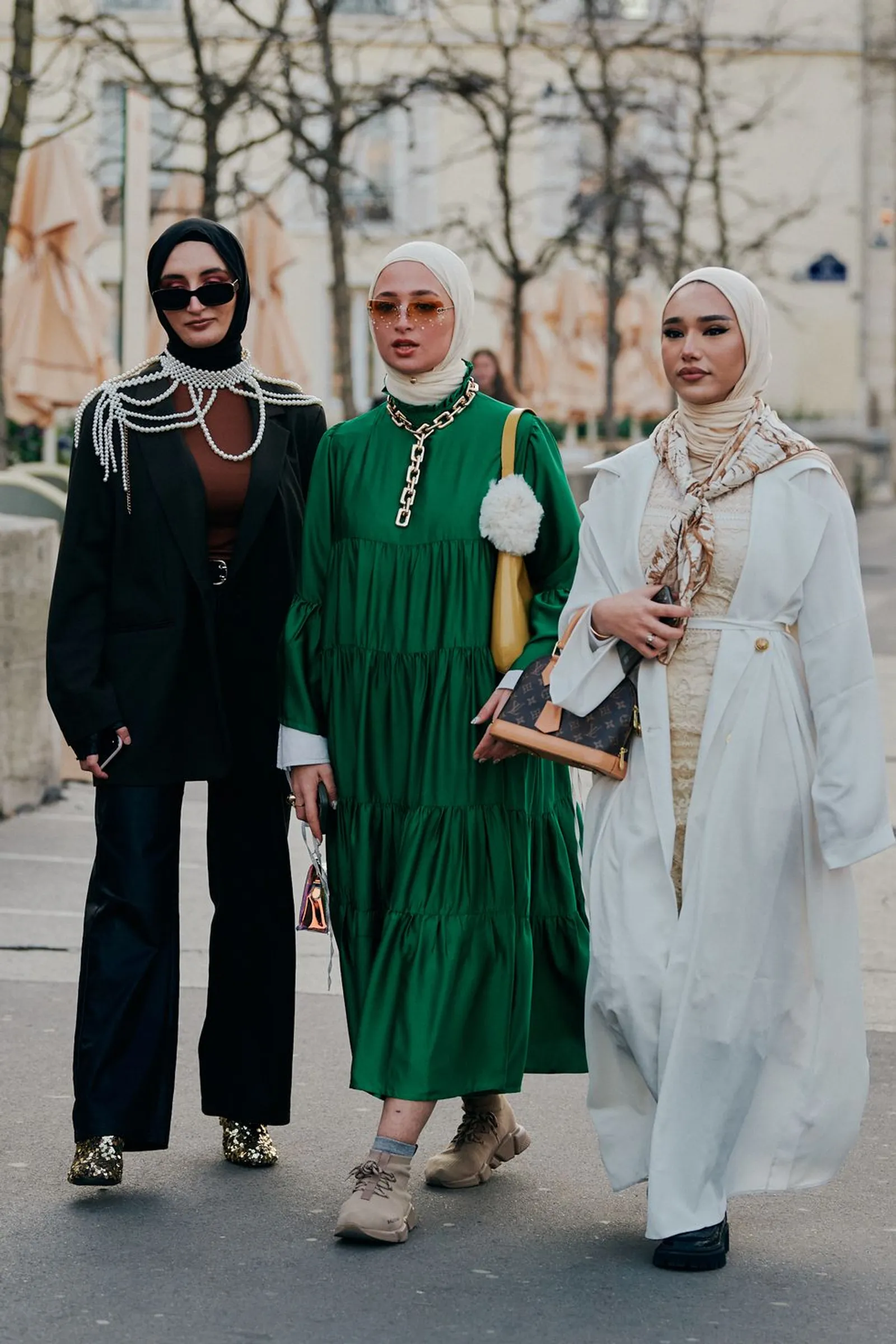 Tips Gaya a La Street Style Paris Fashion Week Fall/Winter 2022