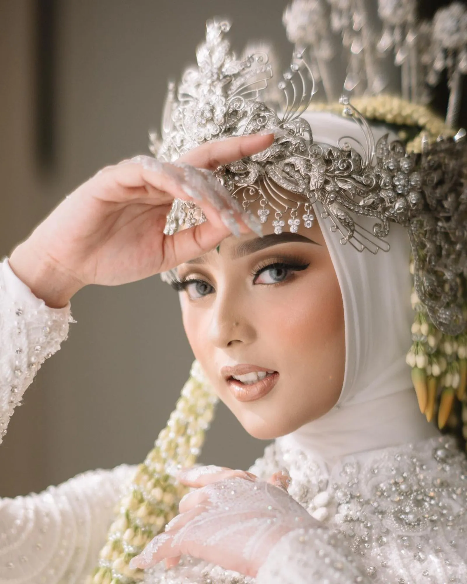 Intip Profil dan Potret Dinan Fajrina, Sosok Istri Doni Salmanan