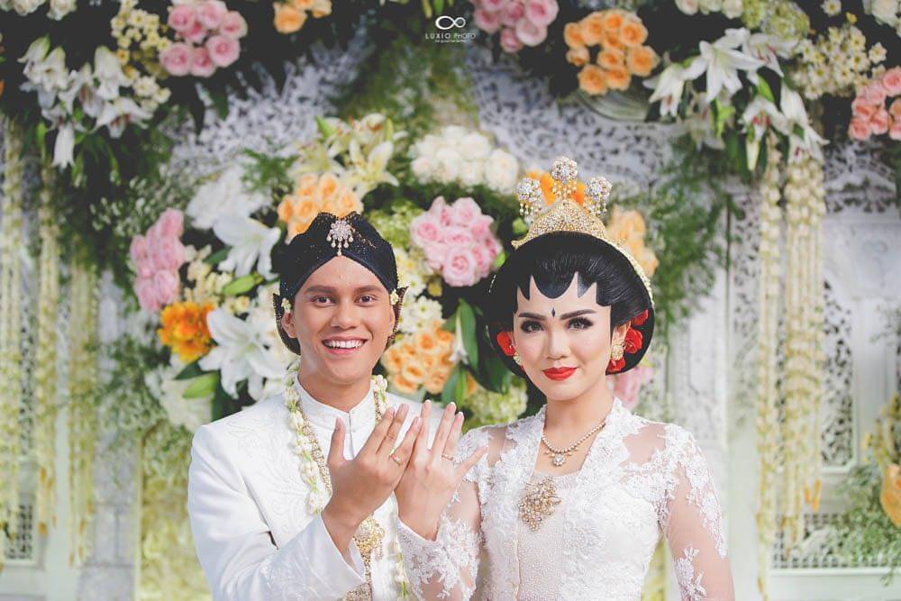 Setia, 9 Potret Mesra Arief Muhammad Dan Tiara Pangestika