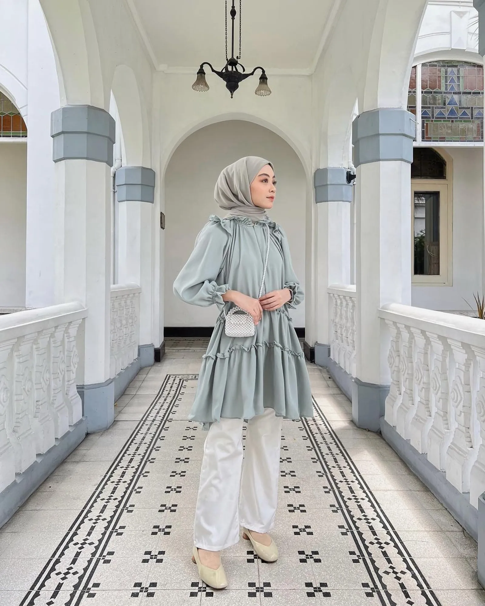 10 Outfit Bukber Hijab yang Santai tapi Sopan, Yuk Coba!