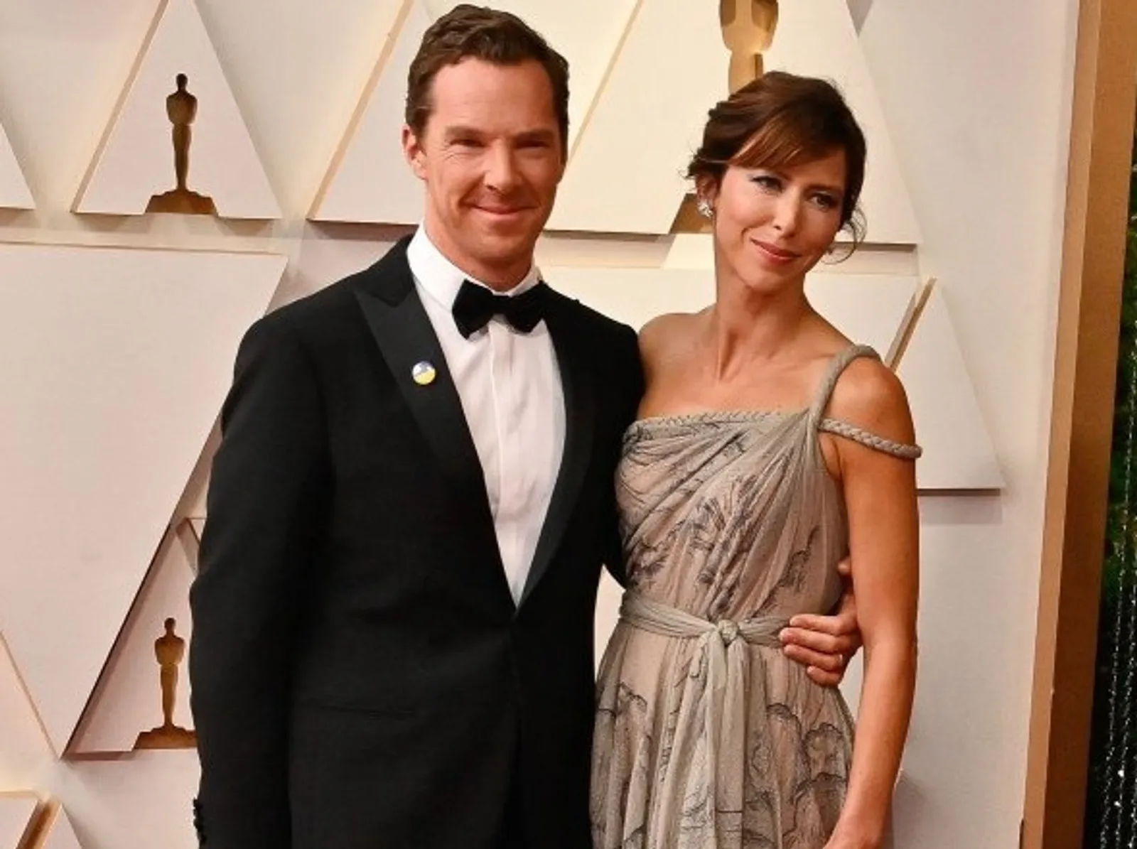 12 Pasangan Artis Hollywood yang Hadir di Oscars 2022, Mesra Banget!