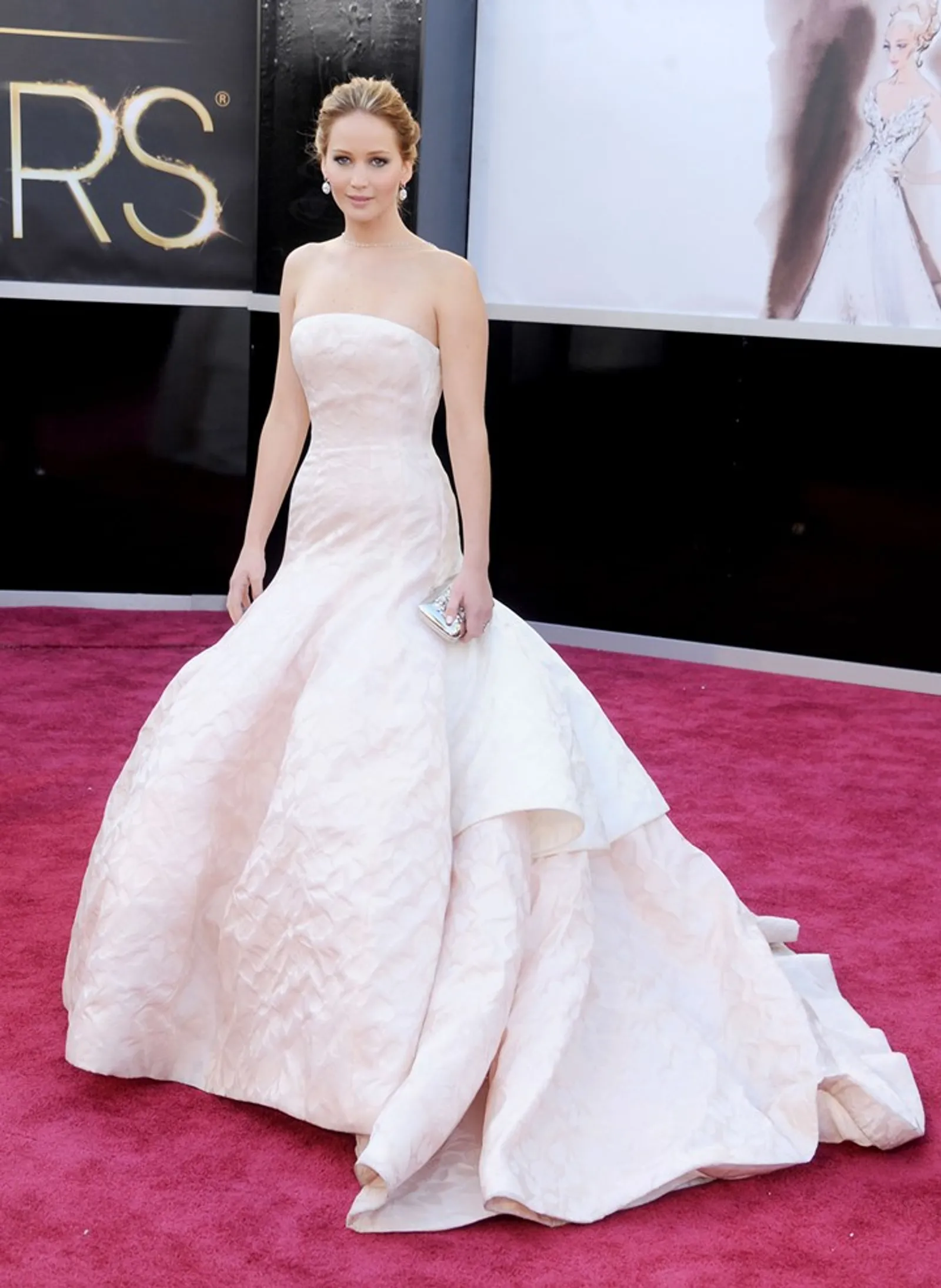 13 Gaun Selebriti Paling Ikonik di Karpet Merah Oscars Sepanjang Masa