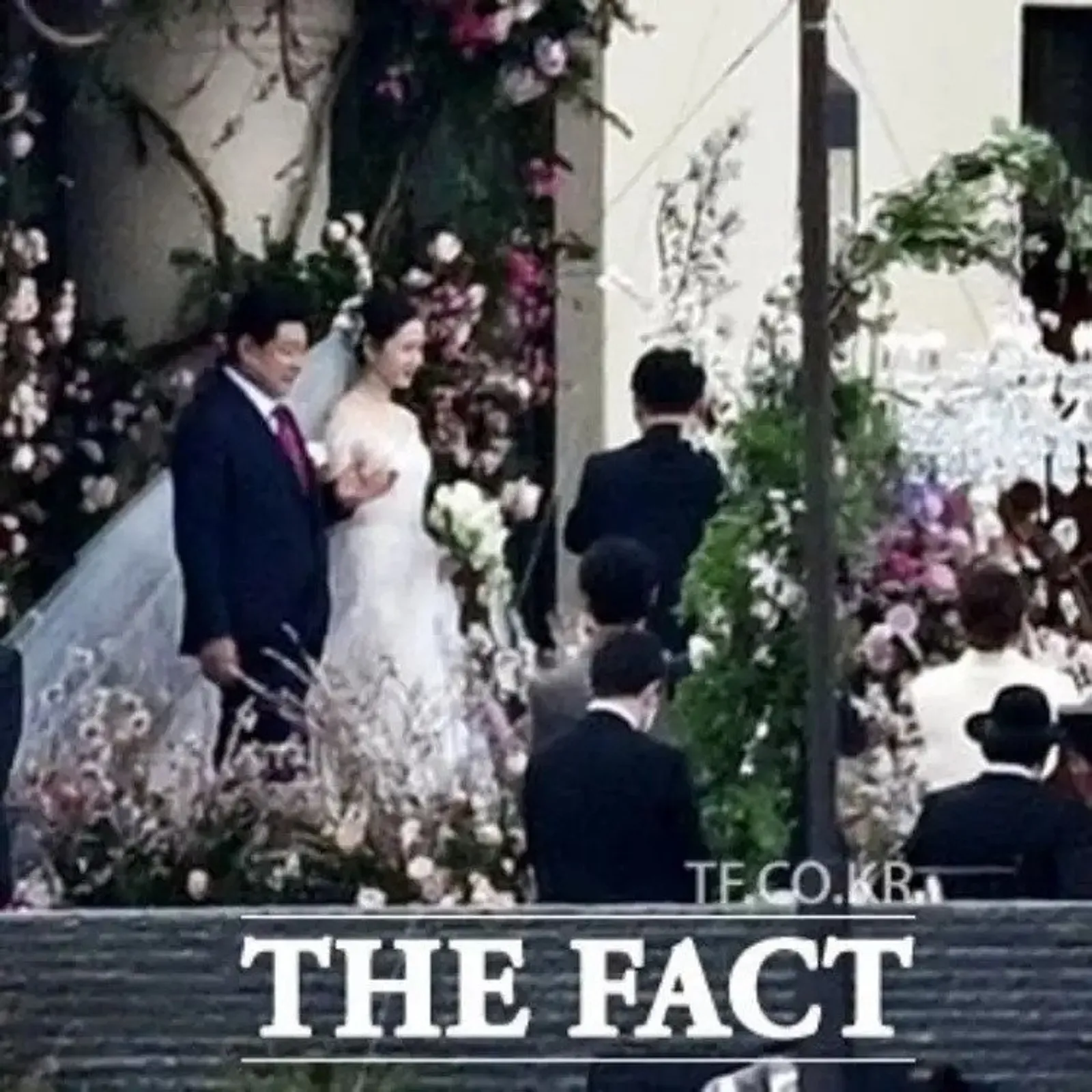 9 Momen Pernikahan Hyun Bin dan Son Ye Jin, Drama Korea Jadi Nyata!