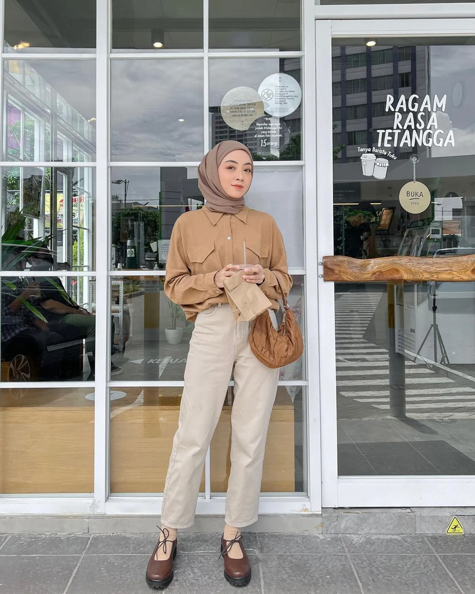 Rekomendasi Warna Hijab yang Cocok dengan Baju Milo