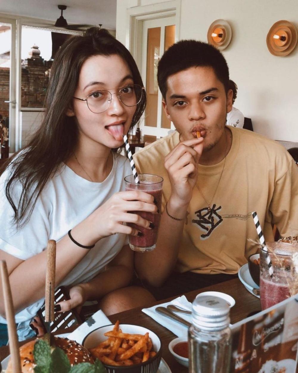 Pacaran Beda Agama, 11 Artis Ini Setia Temani Kekasihnya Puasa