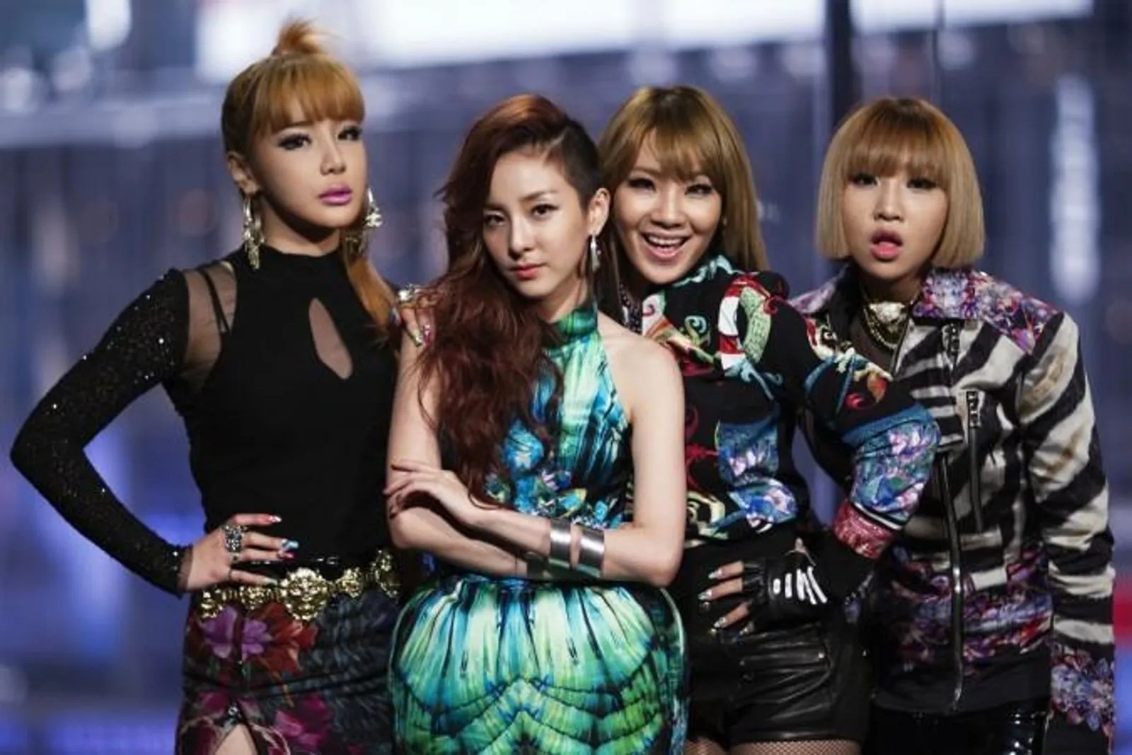 2NE1 Reuni di Coachella, T.O.P 'BIGBANG' Malah Kena Protes BLINK