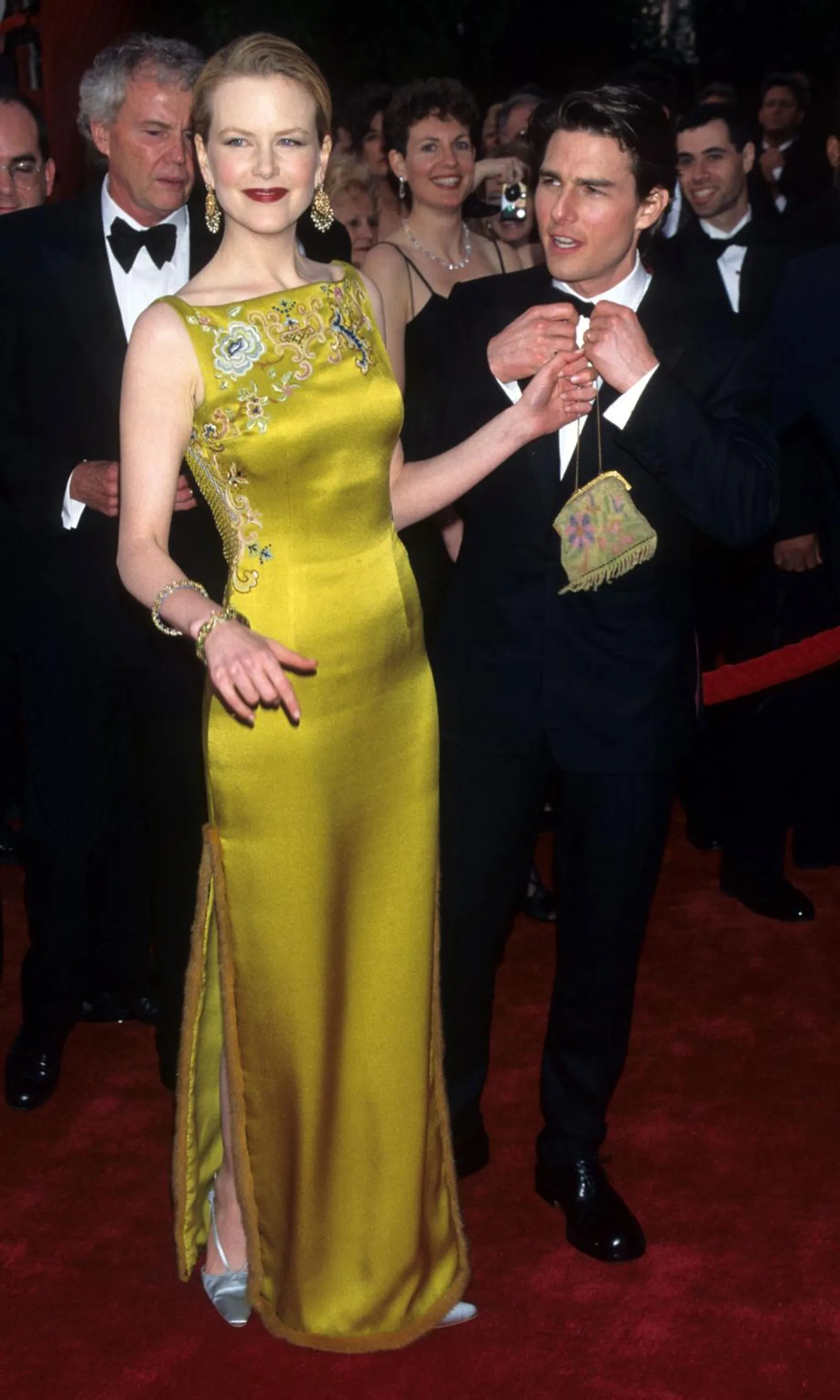 10 Gaya Karpet Merah Pasangan Hollywood Paling Ikonik Sepanjang Masa 