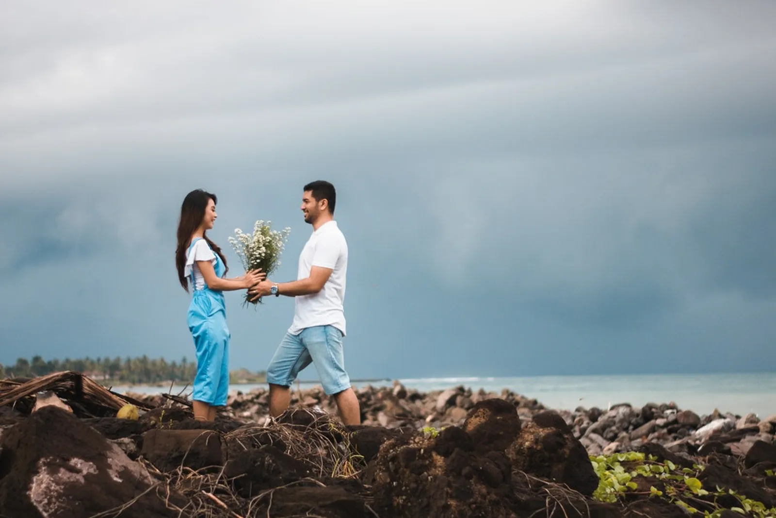 Meski Belum Lama Pacaran, 7 Alasan Ini Bikin Kamu Yakin Segera Menikah