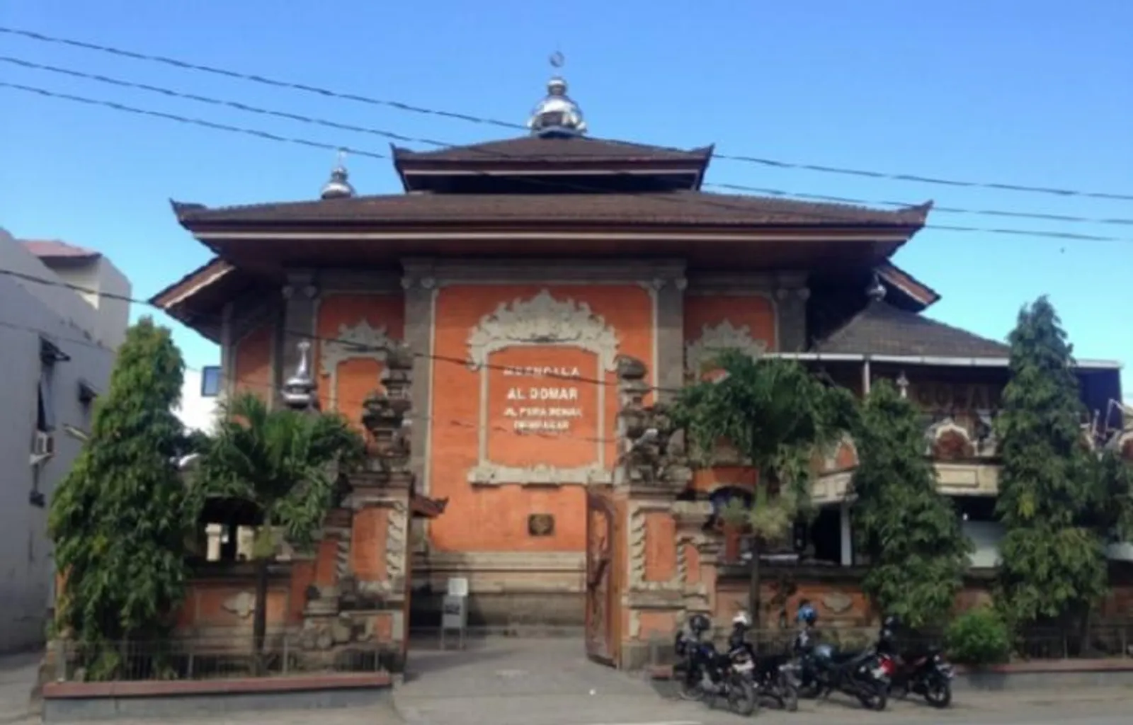 Liburan ke Bali? Inilah 6 Tempat Wisata Religi Islam di Bali 