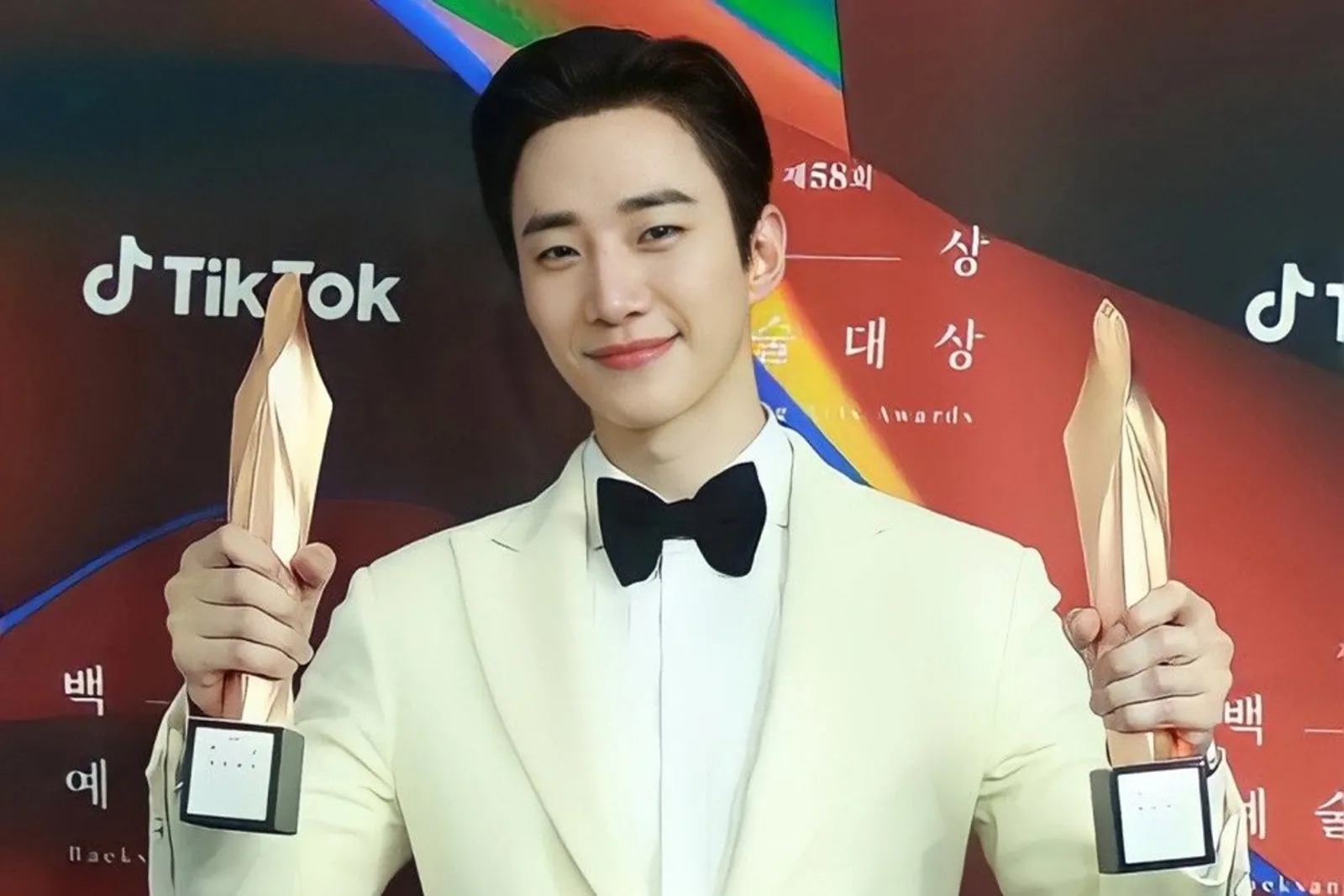 Daftar Pemenang Baeksang Arts Award 2022, Kim Tae Ri Sabet 2 Trofi!