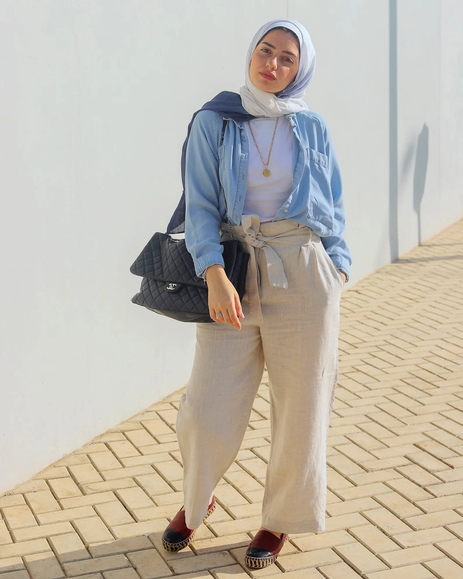 Tips Padu-padan Outfit Hijab untuk Tubuh Mungil dan Berisi