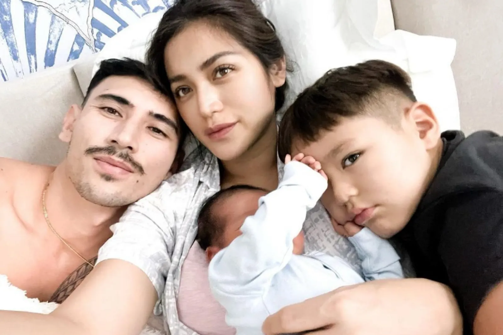 Pesona Cantik dan Keibuan Jessica Iskandar Seusai Melahirkan Anak ke-2