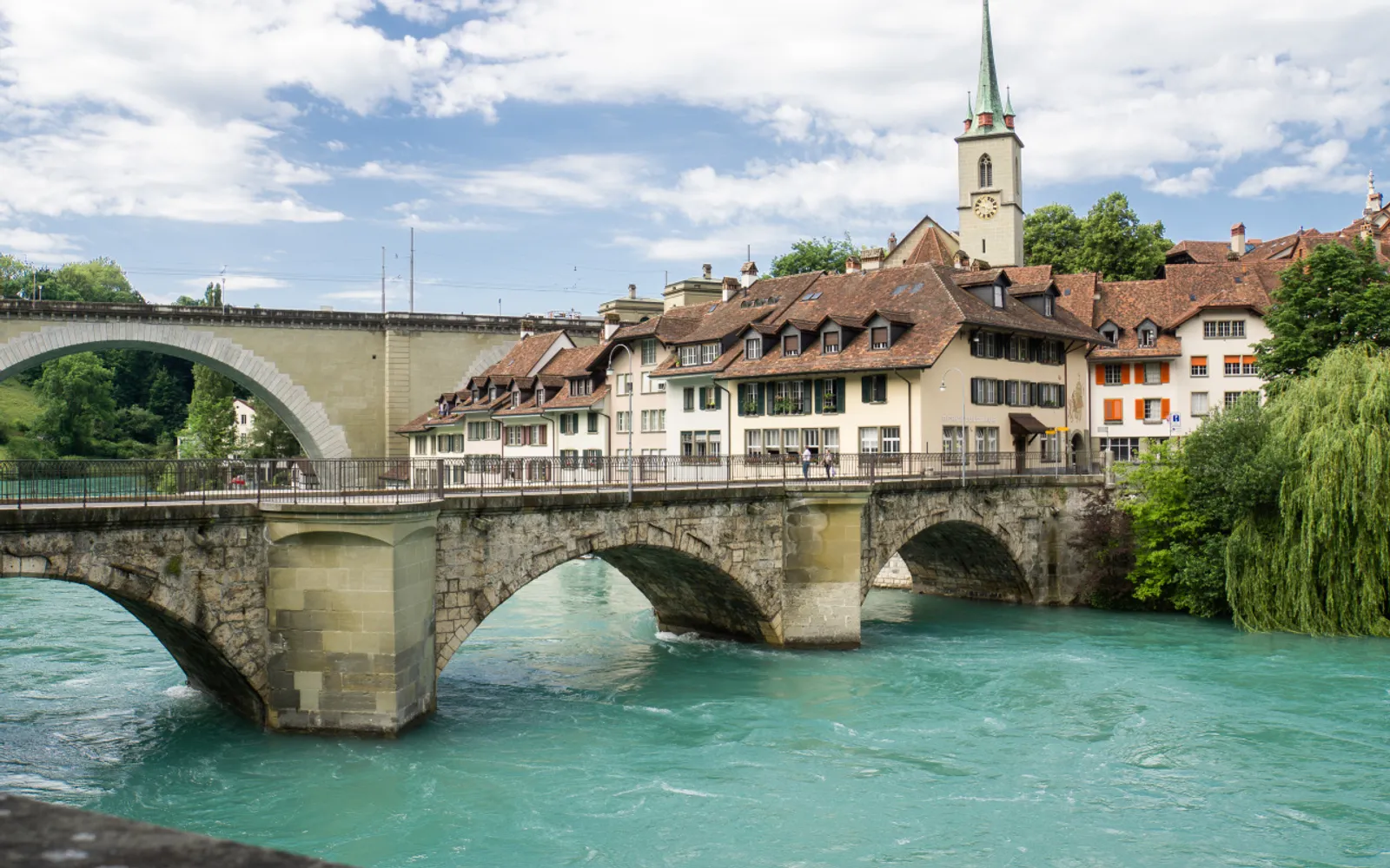 11 Fakta Sungai Aare di Swiss, Airnya Biru Kehijauan Sebening Kristal
