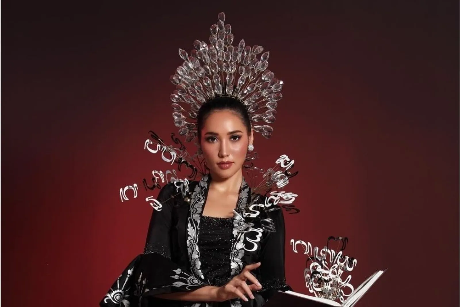 Laksmi Shari De Neefe Suardana, Puteri Indonesia 2022 yang Memikat