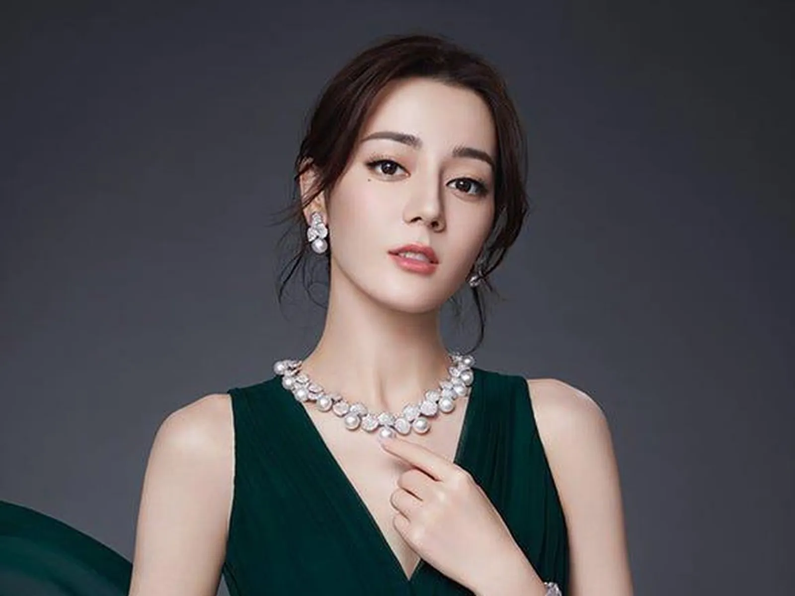 7 Daftar Drama Tiongkok Terbaik Dilraba Dilmurat yang Berulang Tahun