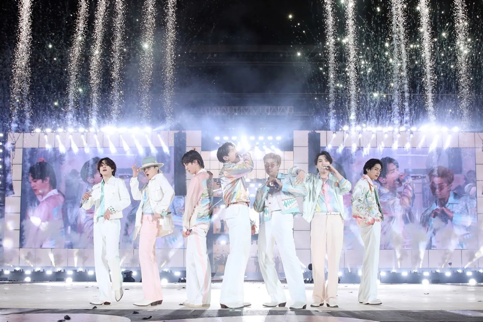Konser 'PTD On Stage' Rampung, BTS Raup Pendapatan Fantastis