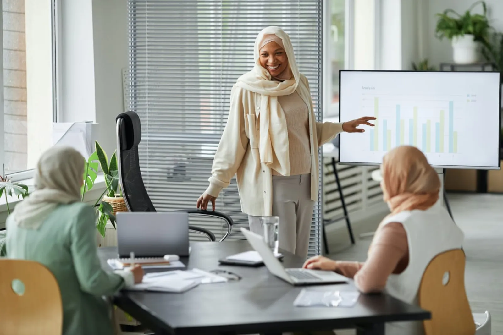 Keutamaan Doa Penutup Acara Berdasar Hadis dan Manfaatnya 