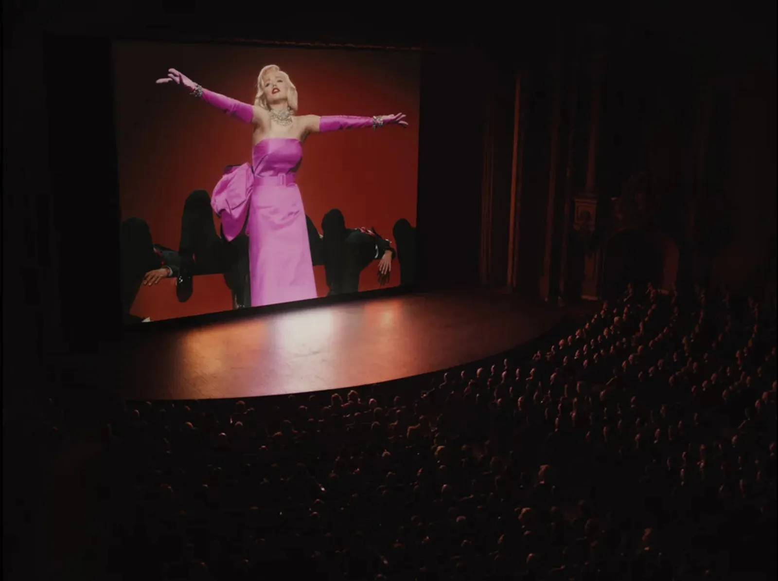 Penampilan Ana de Armas di Teaser Film 'Blonde', Mirip Aslinya!