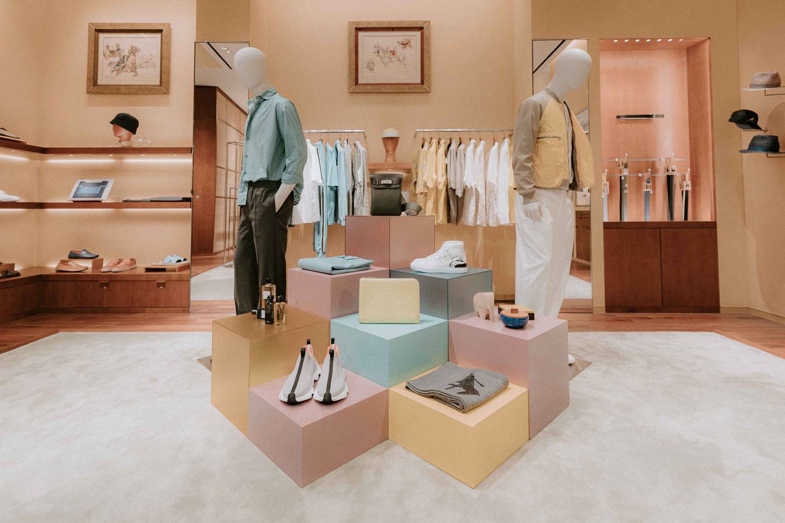 Mengintip Koleksi Hermès Men Summer 2022 di Butik Pacific Place