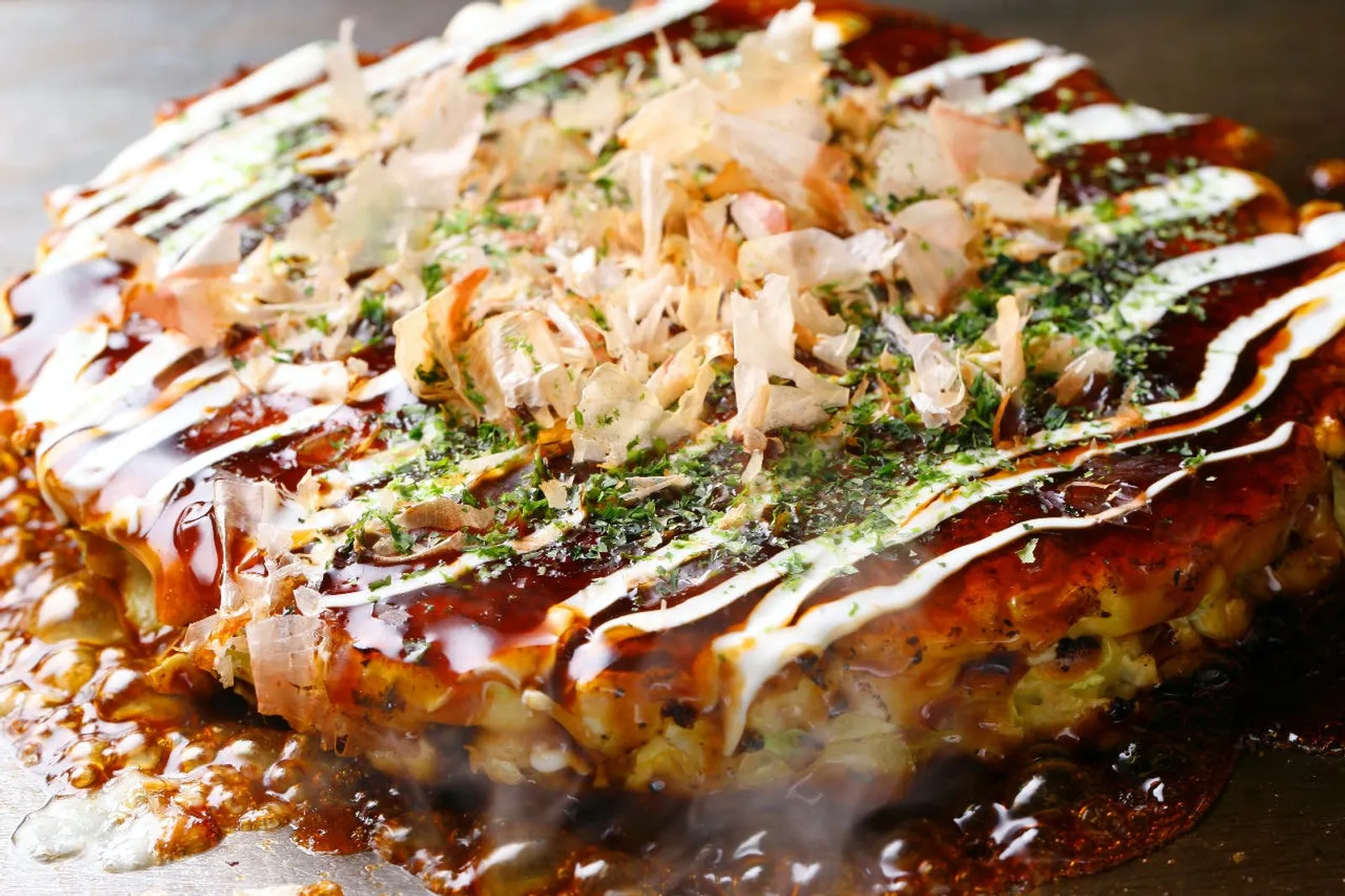 5 Teknik Memasak Okonomiyaki Anti-Gagal, Coba Yuk!