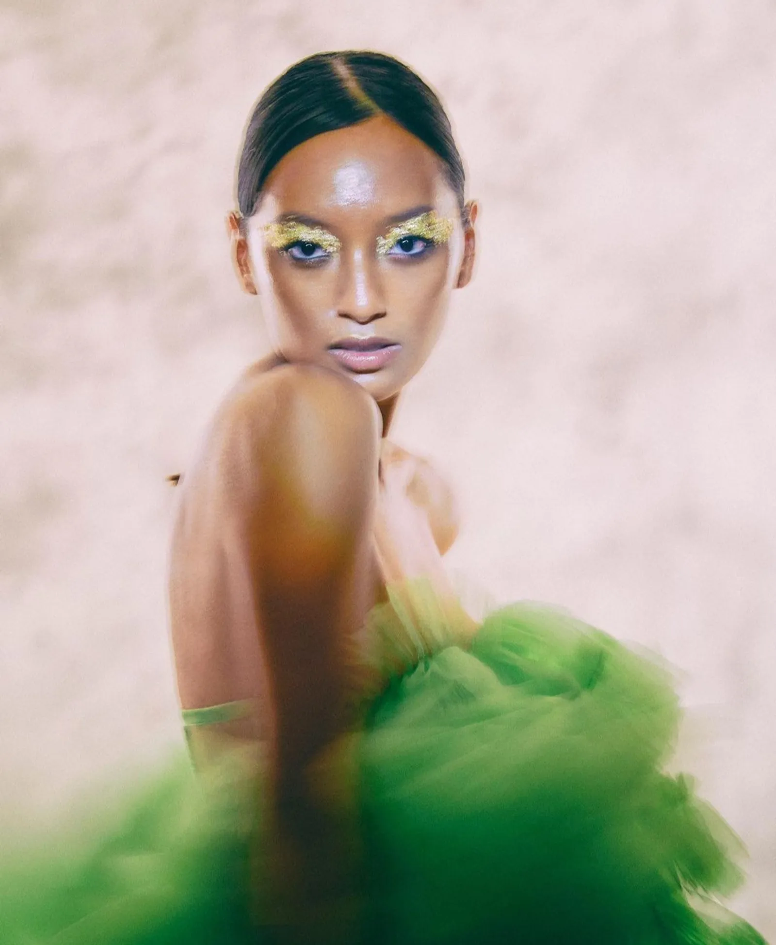 Kece Abis, Ini 10 Inspirasi Eye Makeup ala Asmara Abigail