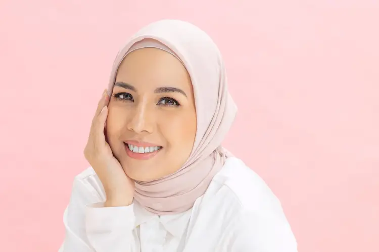 Pesona Selebriti Indonesia yang Punya Dua Anak Laki-laki