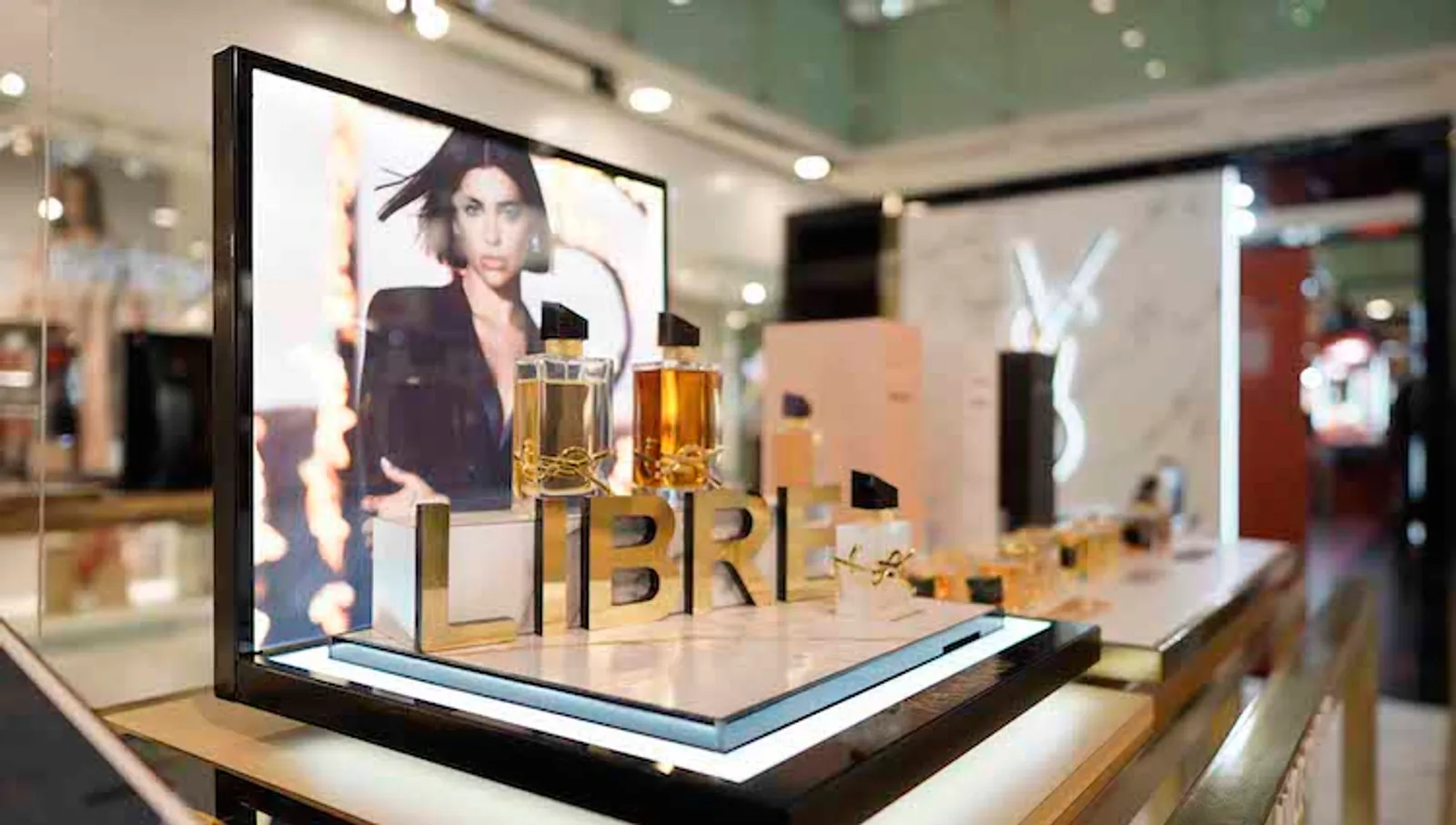 Temukan Scent of Freedom dengan Libre di YSL Beauty Pop-Up Store