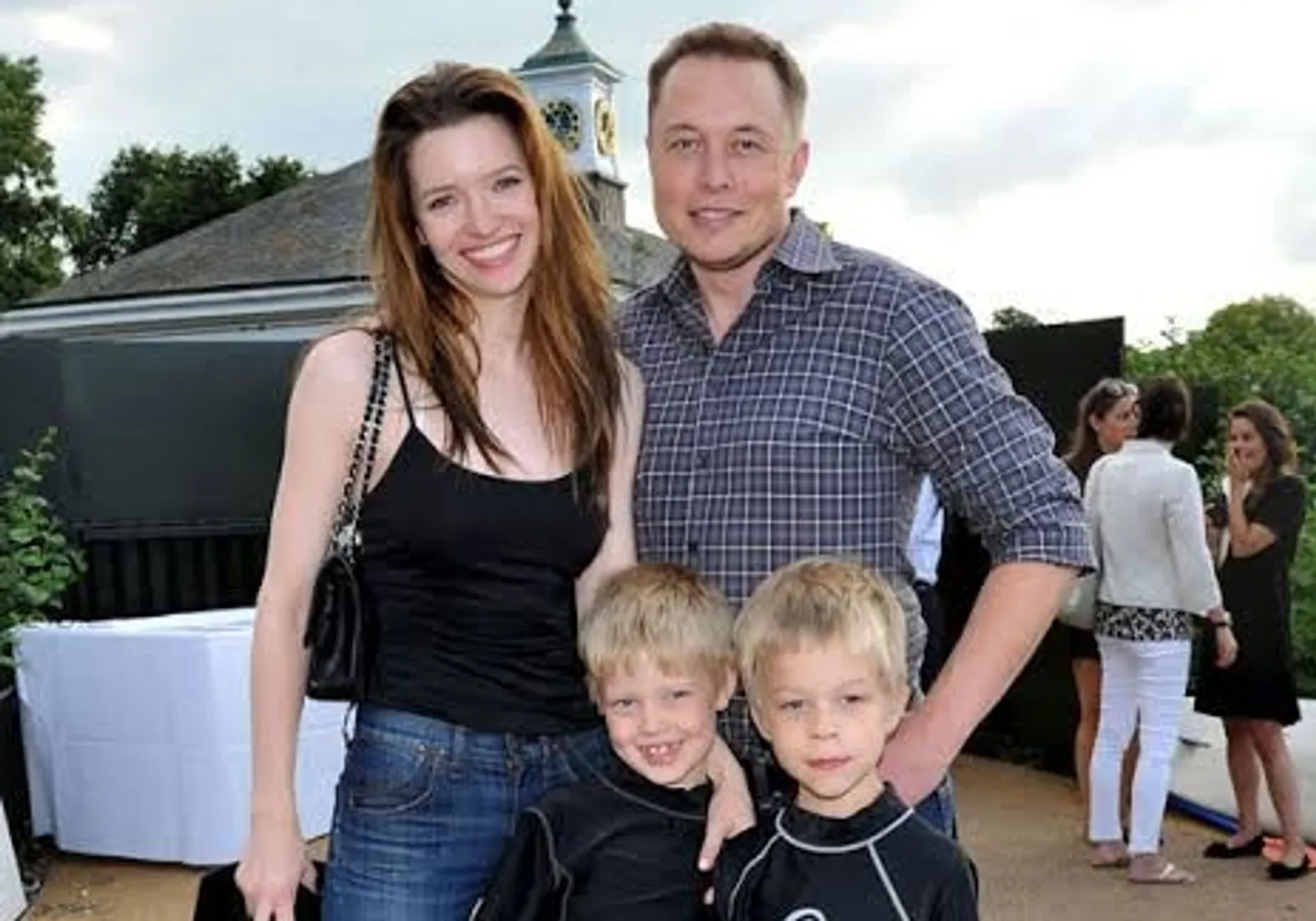 Elon Musk Diam-Diam Punya Anak Kembar, Ini 7 Faktanya