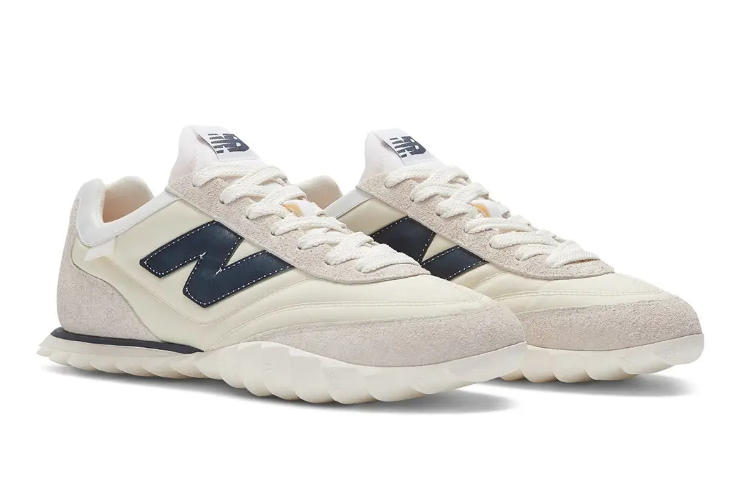 Donald Glover Ubah Model Klasik New Balance jadi Kekinian!