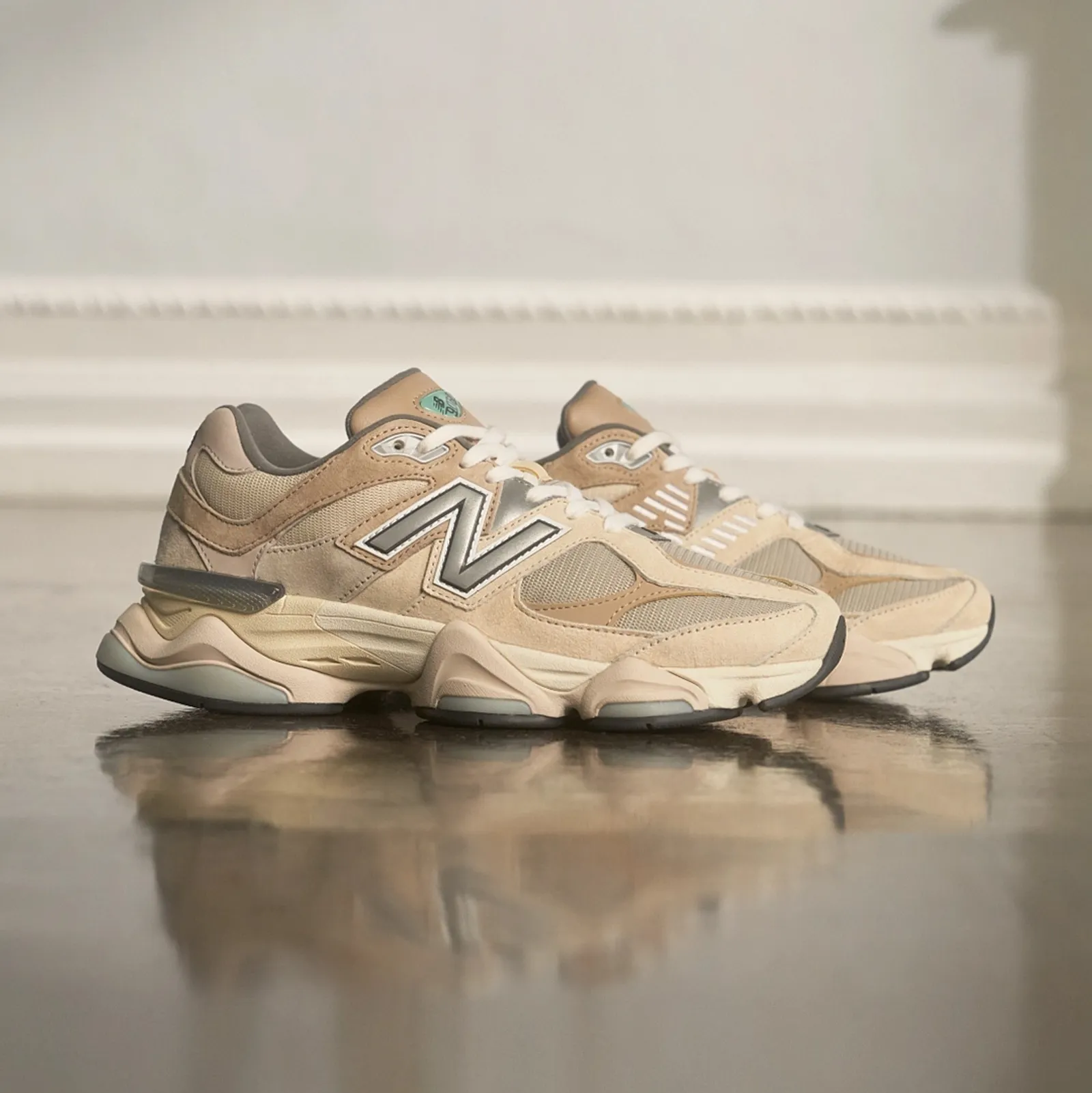 Warna Baru pada Sneaker New Balance 9060!