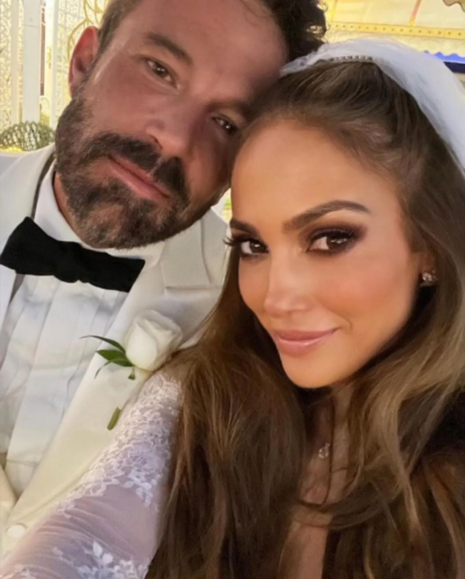 Jennifer Lopez Pakai Gaun Pengantin 'Bekas' di Hari Pernikahan