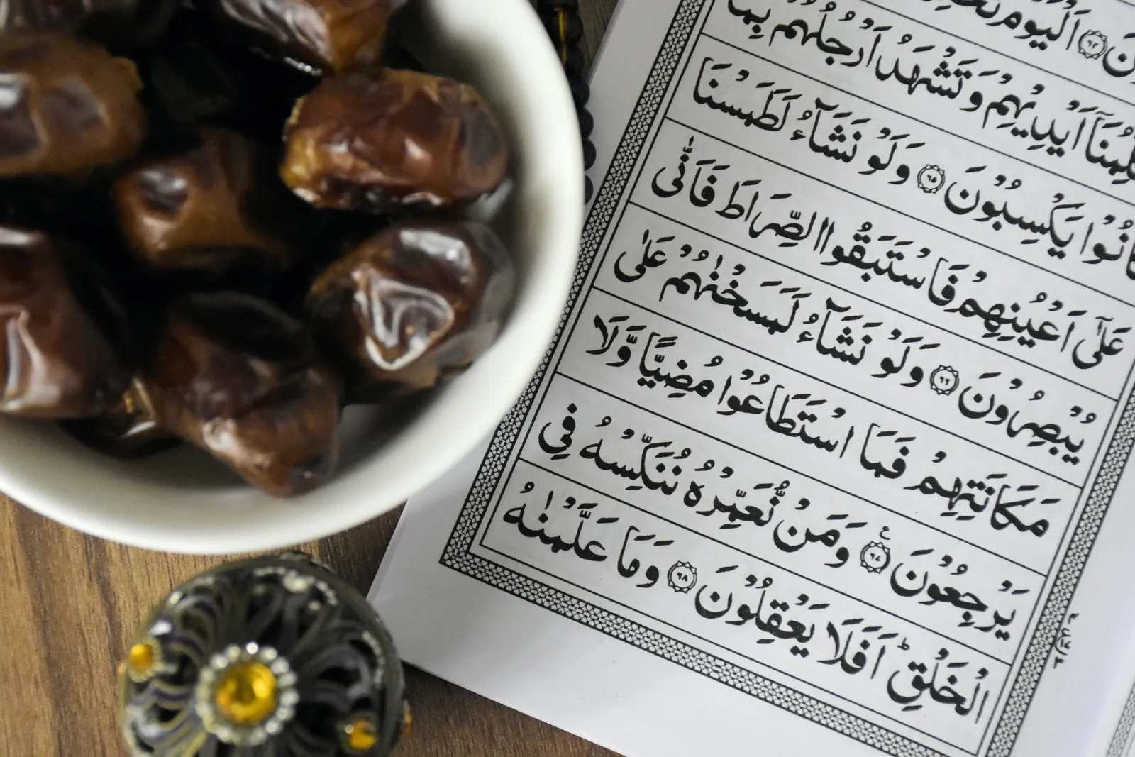 7 Hikmah Mengkonsumsi Makanan dan Minuman Halal dalam Islam