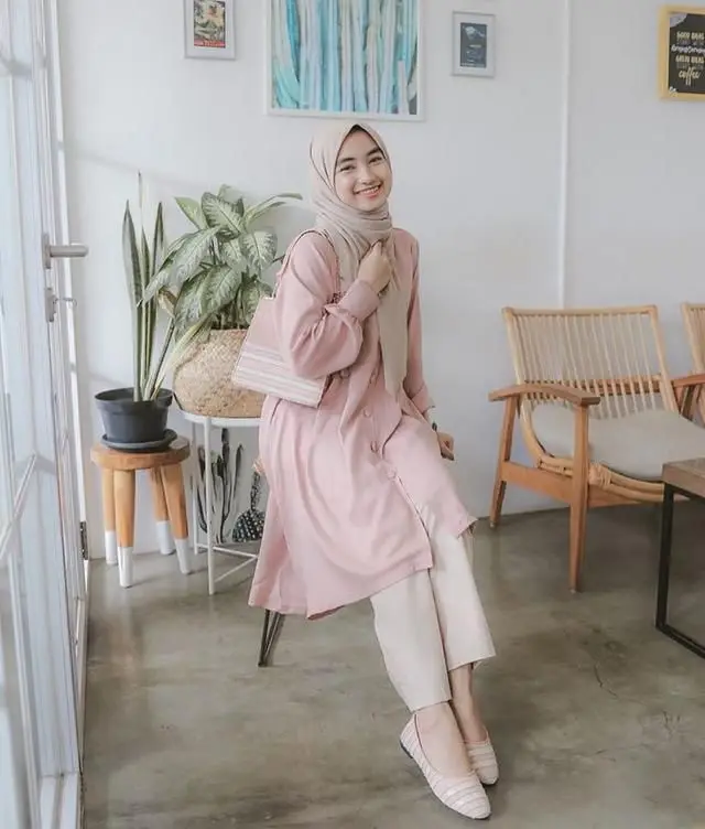 10 OOTD Kondangan yang Kasual dan Simpel untuk Remaja