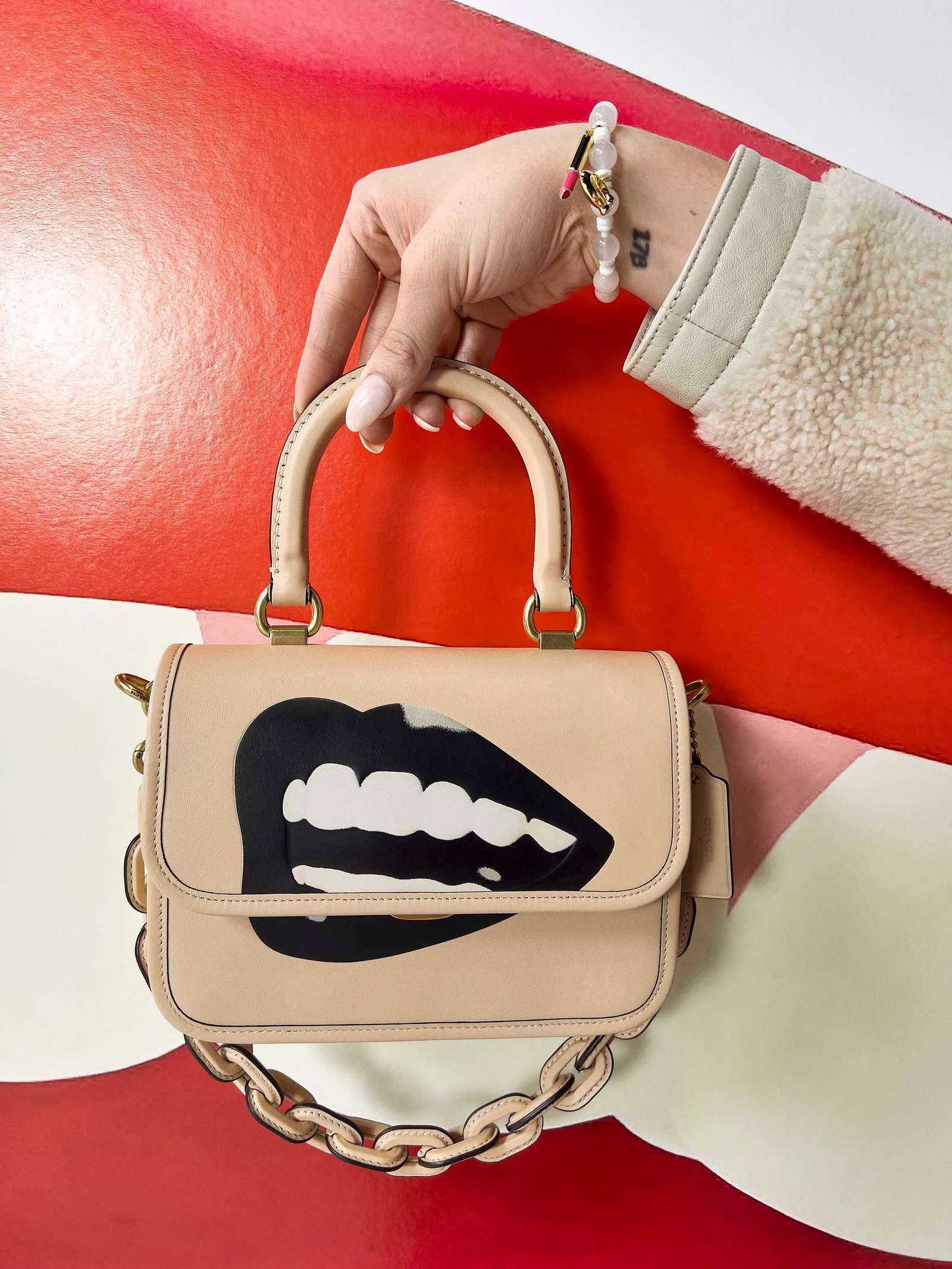 Intip Koleksi Playful Coach x Tom Wesselmann Pre-Fall 2022