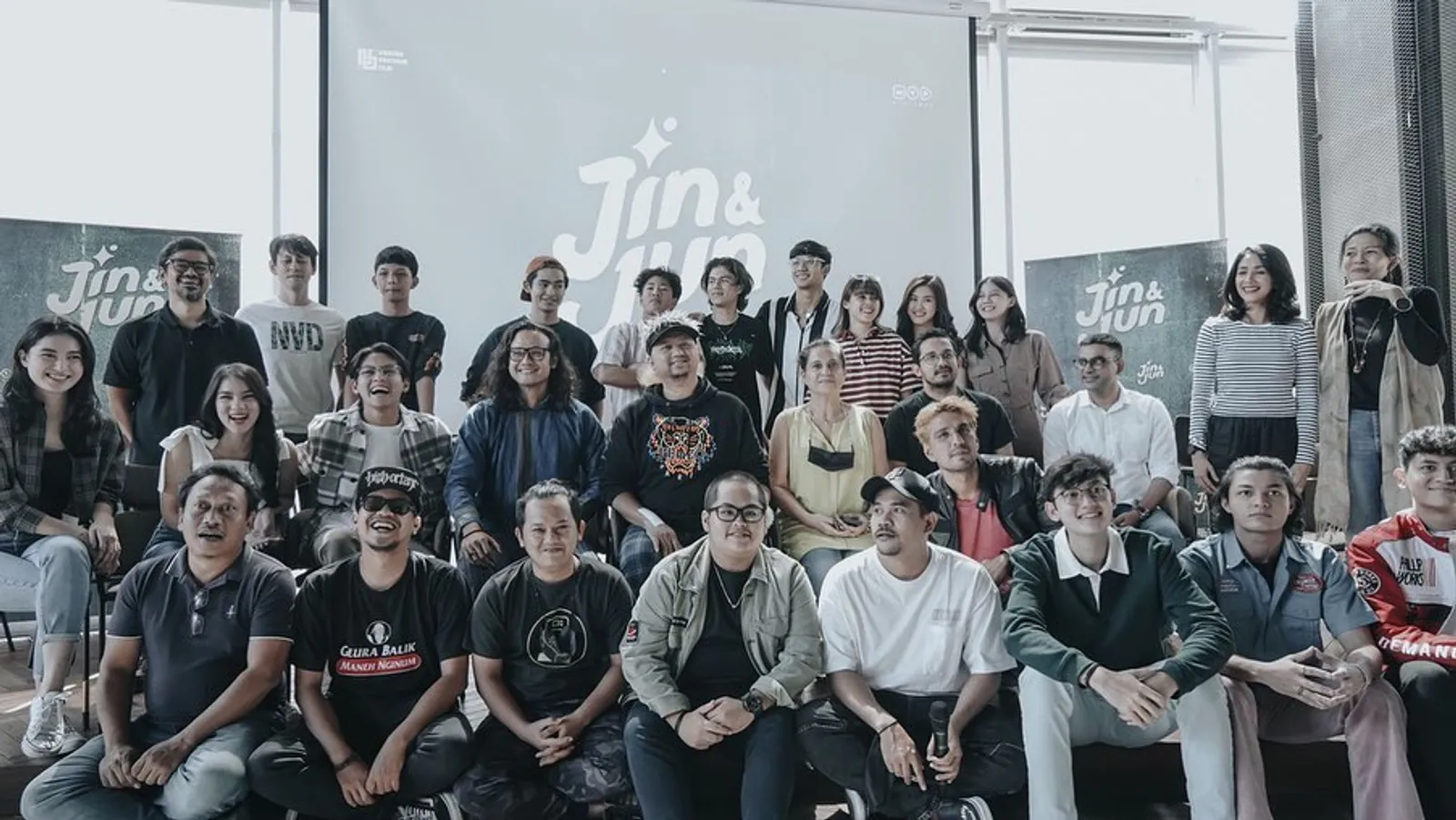 Sinetron Legendaris 'Jin & Jun' Segera Sapa Layar Lebar Indonesia