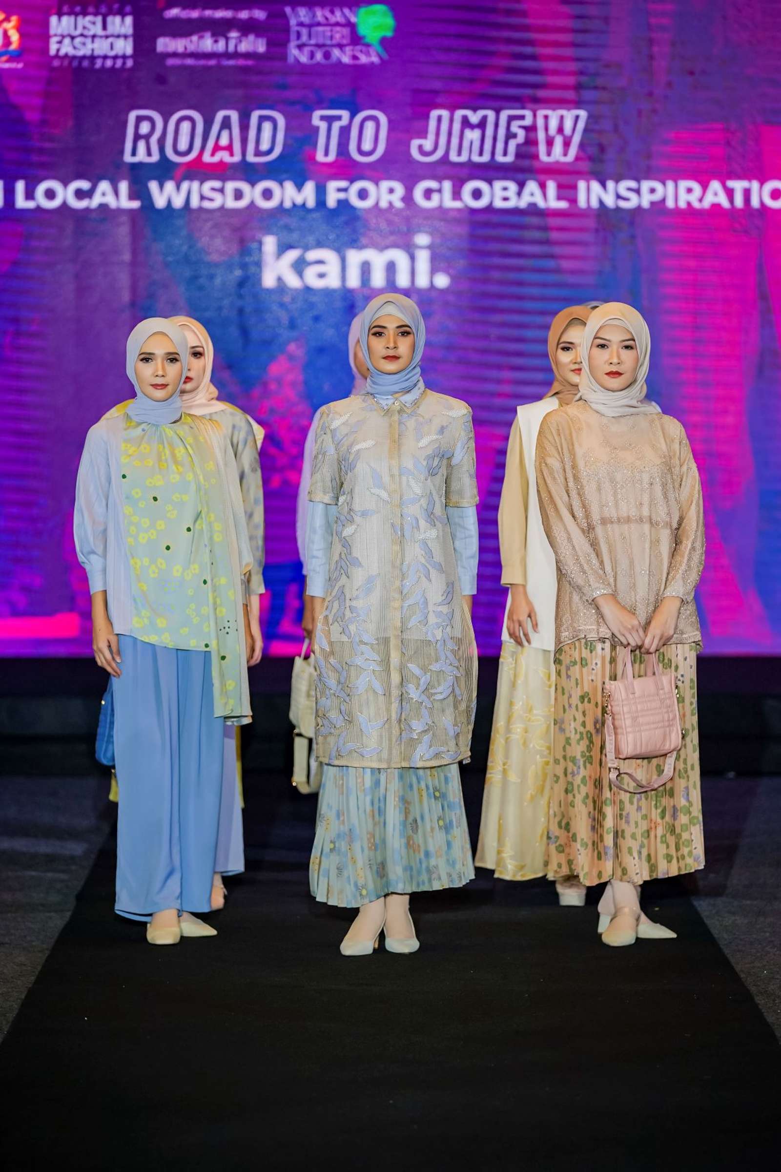 Penampilan 8 Brand untuk Road to Jakarta Muslim Fashion Week 2023